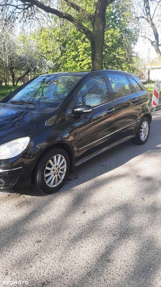 Mercedes-Benz Klasa B 180 CDI Special Edition - 4