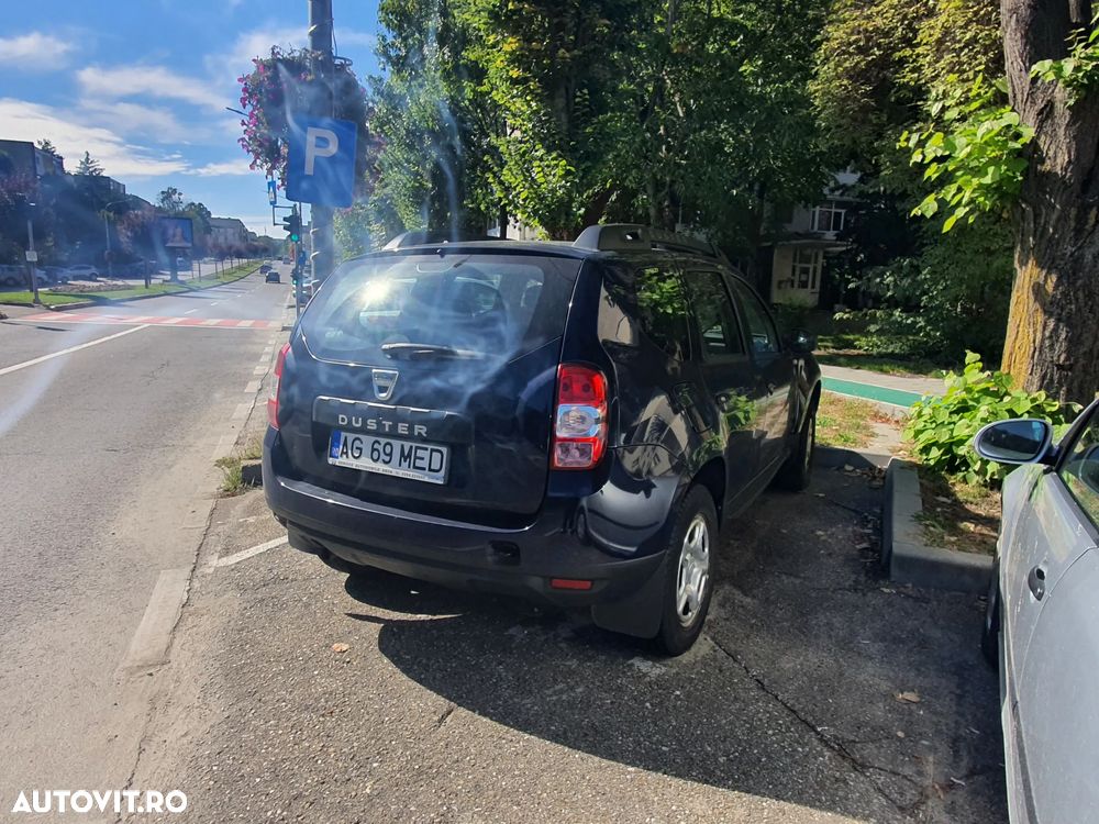 Dacia Duster 1.6 4x2 Laureate - 8
