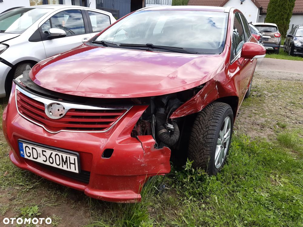 Toyota Avensis 1.8 Sol - 5