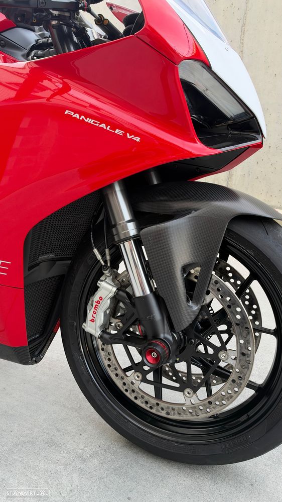 Ducati Panigale V4 Base - 15