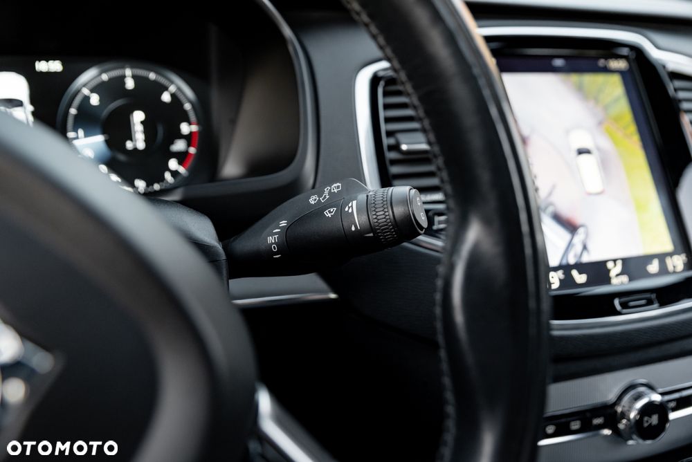 Volvo XC 90 D5 AWD R-Design - 32