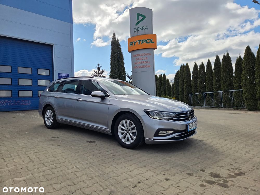 Volkswagen Passat 2.0 TDI SCR DSG Business - 1