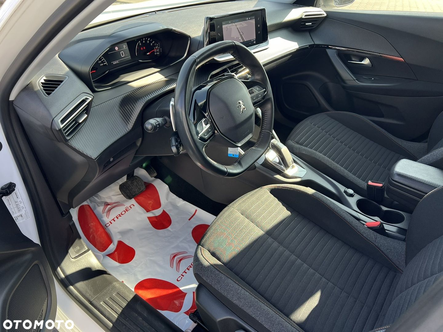 Peugeot 2008 1.2 PureTech Active Pack S&S EAT8 - 13