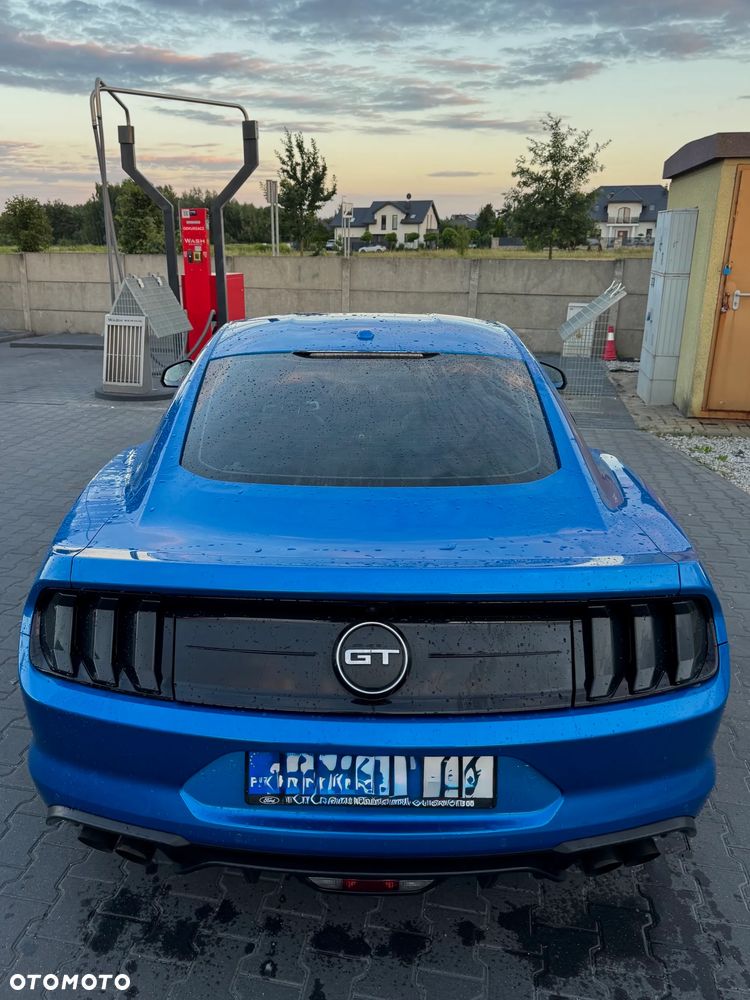 Ford Mustang - 7