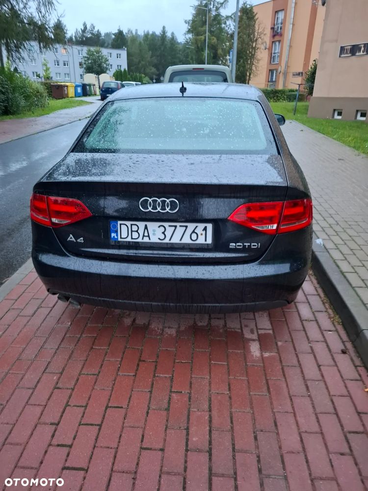 Audi A4 Limousine 2.0 TDI - 12