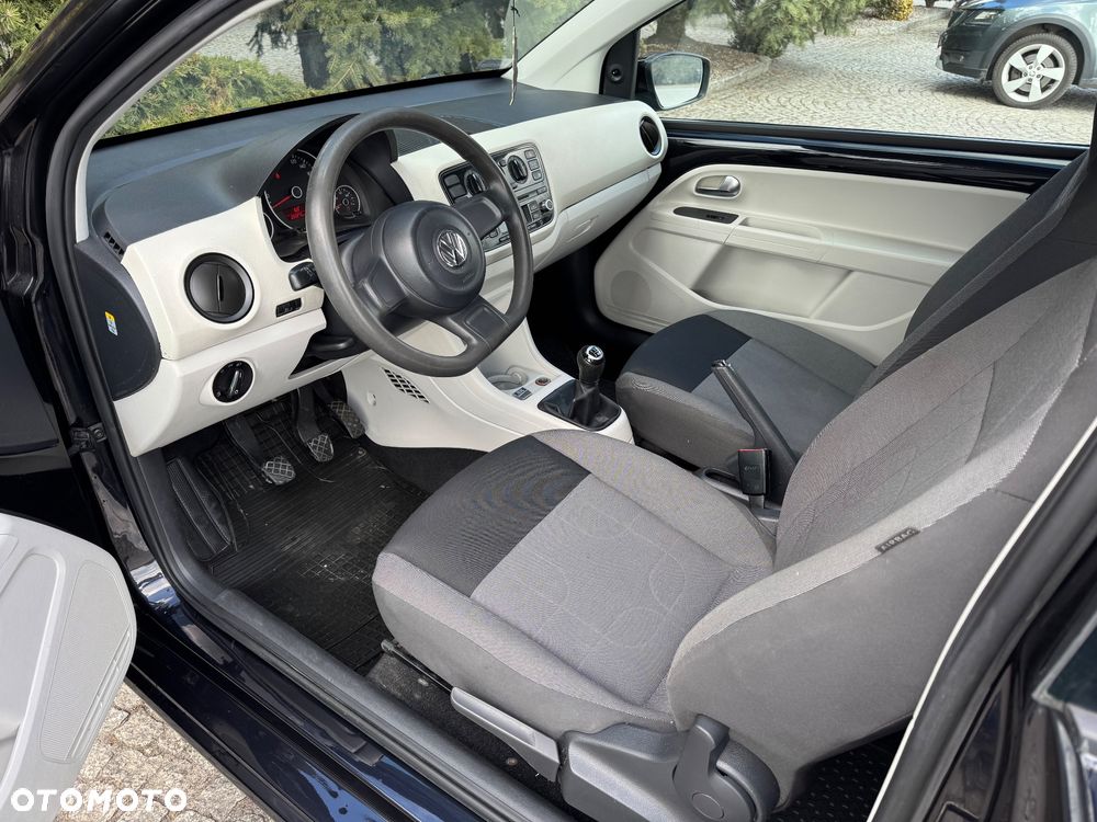 Volkswagen up! black - 18