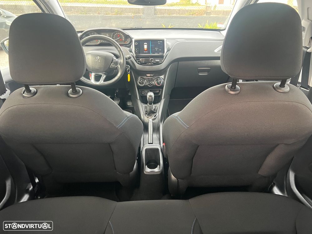 Peugeot 208 1.2 PureTech Style - 8
