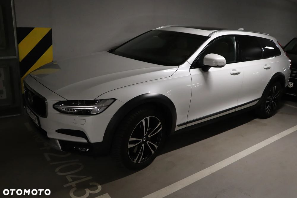 Volvo V90 Cross Country T5 Geartronic Momentum Pro - 13