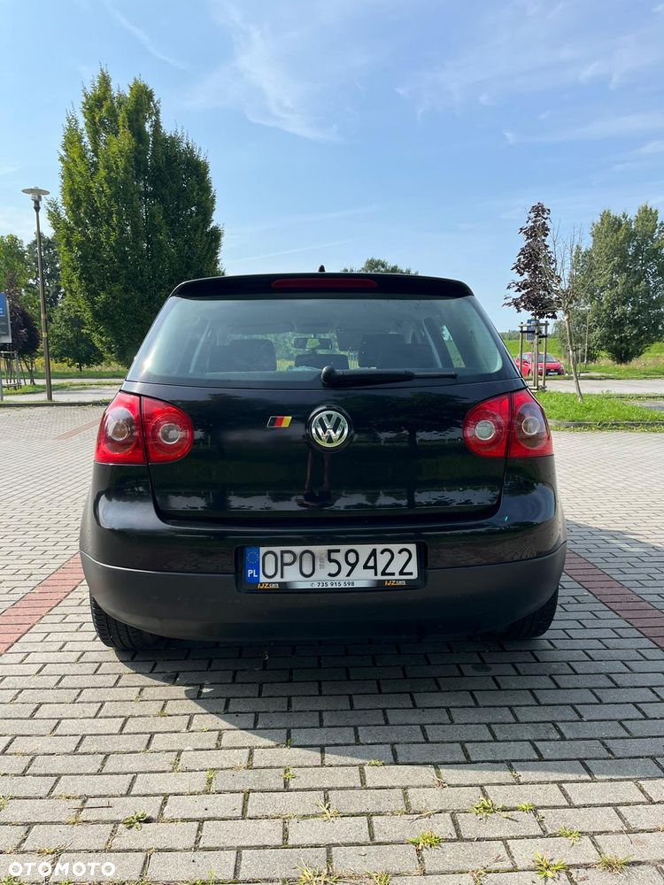 Volkswagen Golf - 6