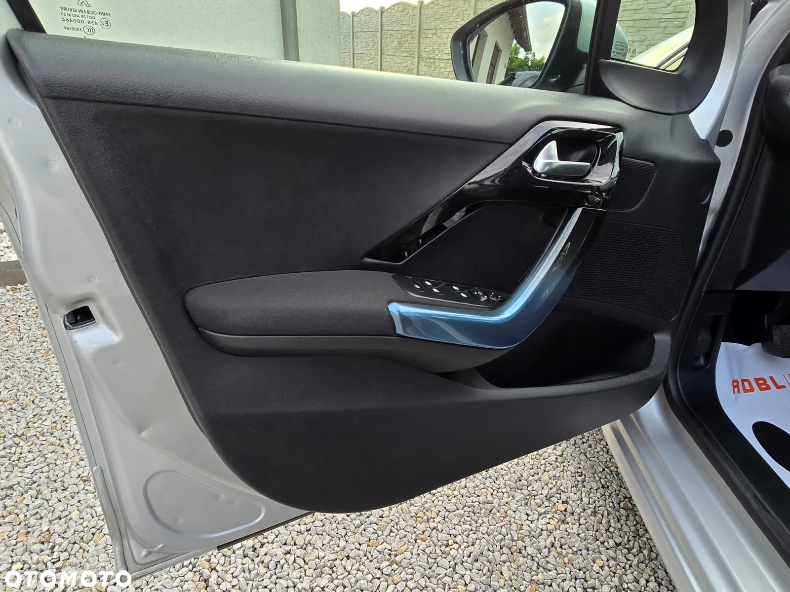 Peugeot 208 PureTech 82 Urban Move - 17