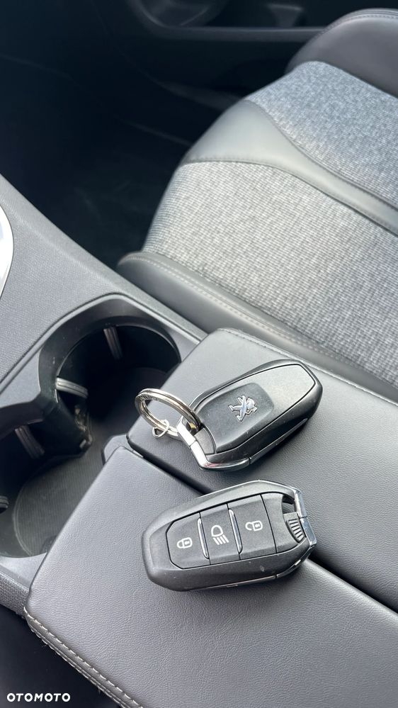 Peugeot 3008 BlueHDi 120 Stop & Start EAT6 Allure - 10