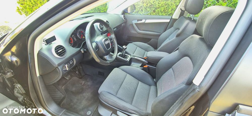 Audi A3 Sportback 1.6 Attraction - 8