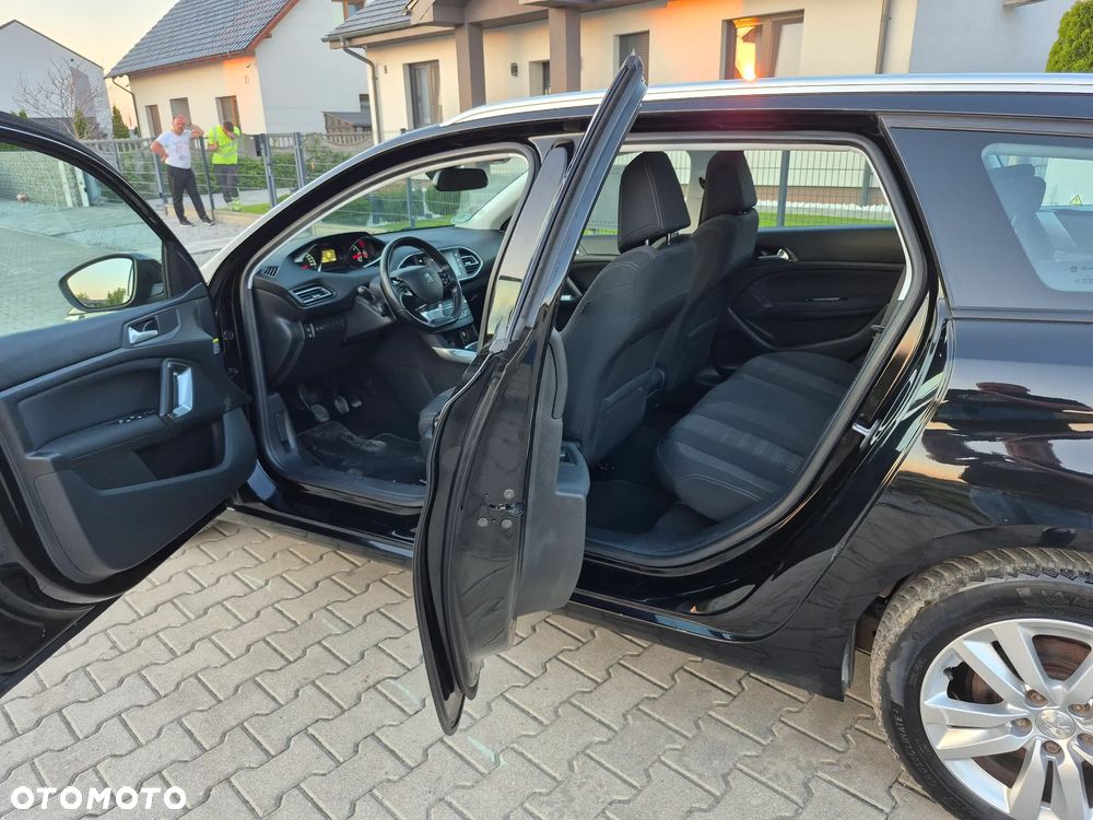 Peugeot 308 1.6 BlueHDi Business Line S&S - 16