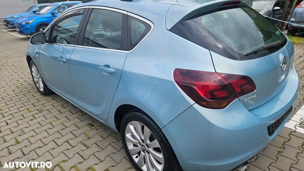 Opel Astra 1.4 Turbo - 8