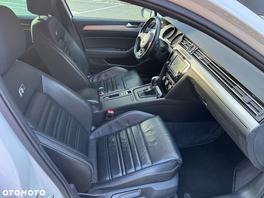 Volkswagen Passat 2.0 TDI SCR 4Mot DSG Highline - 22