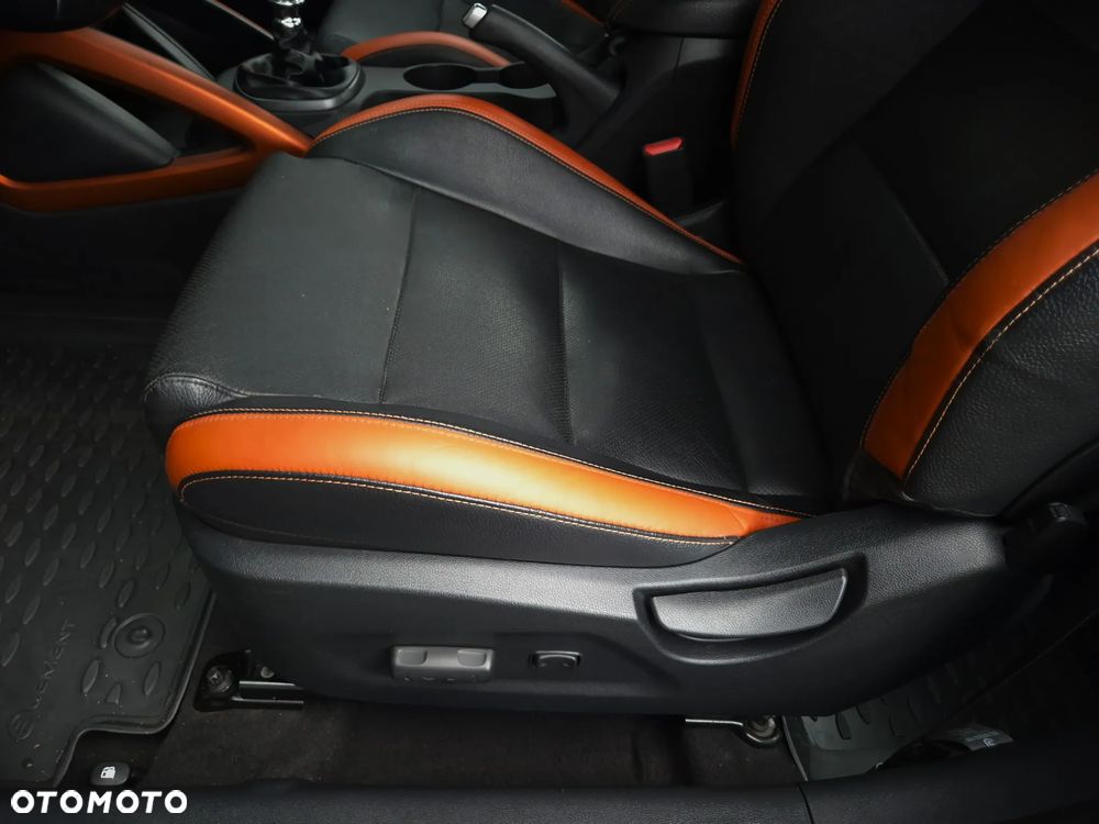 Hyundai Veloster 1.6 Turbo Matt Finish - 17
