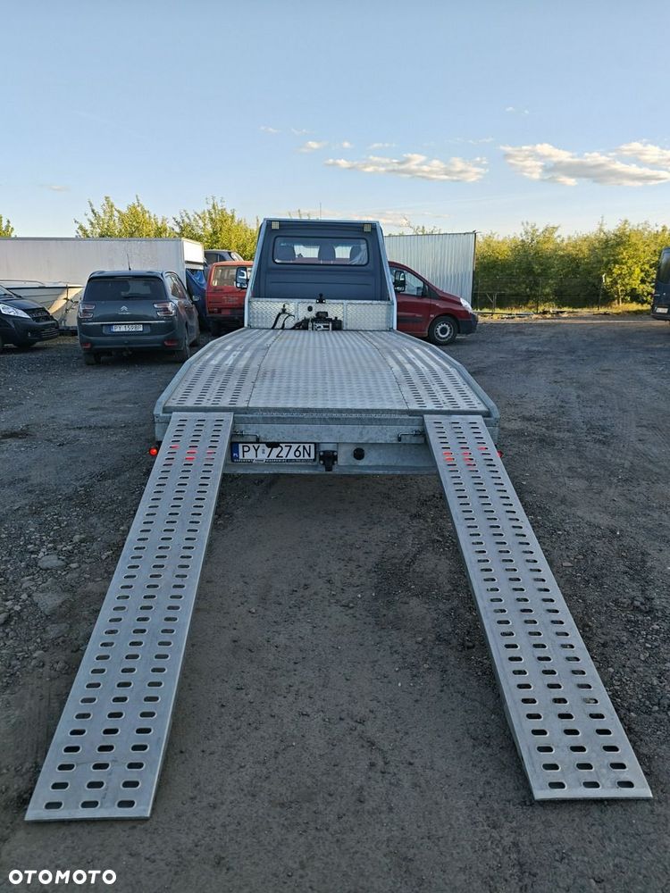 Mercedes-Benz Sprinter - 5