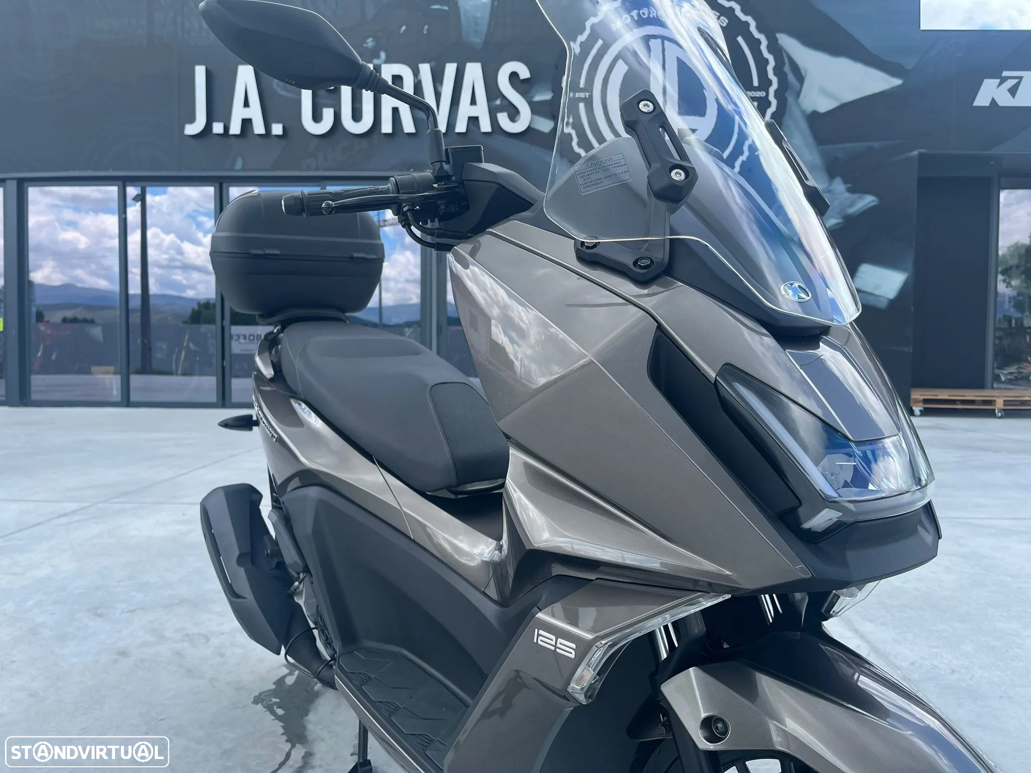 Kymco Skytown 125 - 11