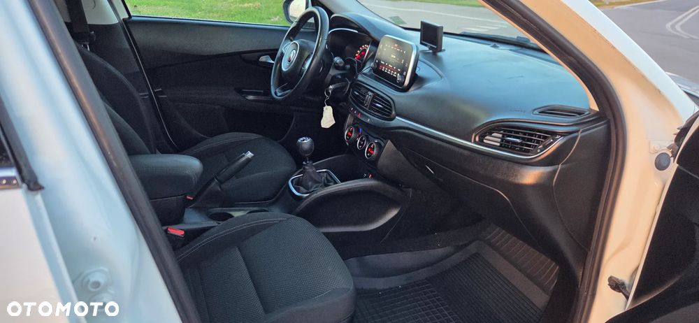 Fiat Tipo 1.4 T-Jet 16v Lounge - 5