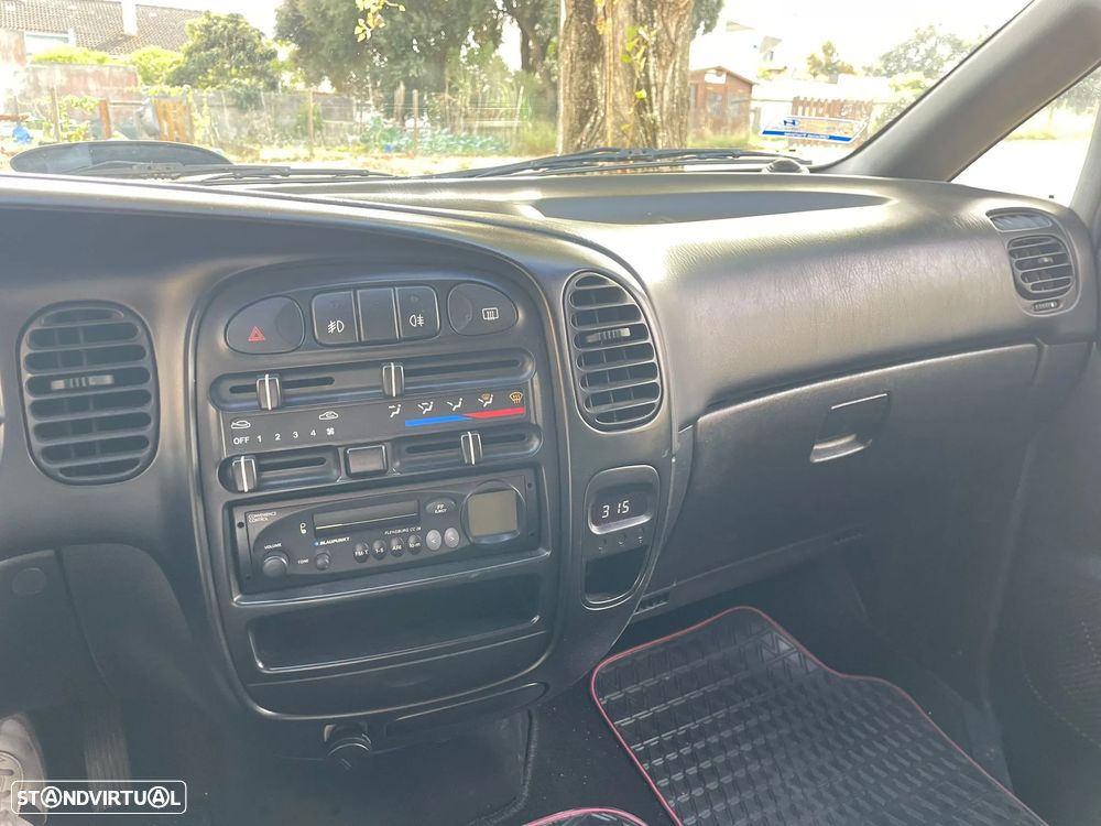 Hyundai H1 - 12