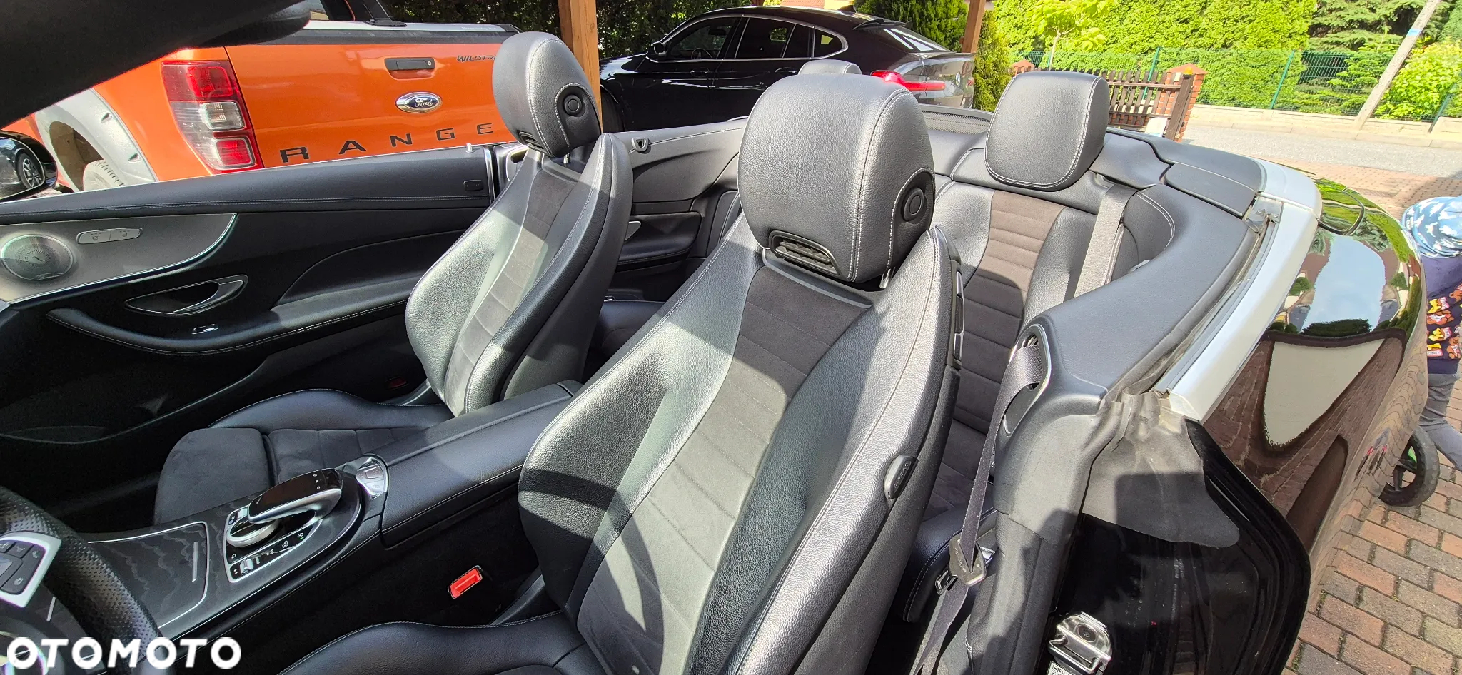 Mercedes-Benz Klasa E 300 Cabrio 9G-TRONIC AMG Line - 22