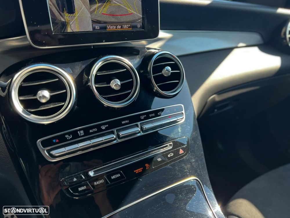 Mercedes-Benz GLC 250 d Coupé AMG Line 4-Matic - 13