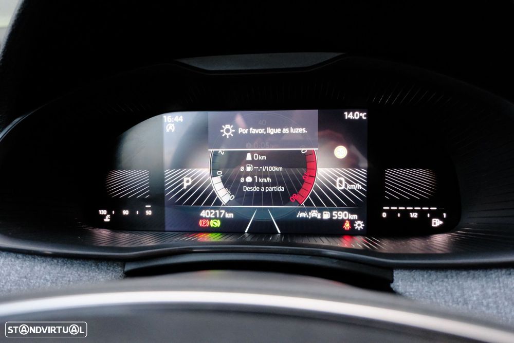 Skoda Kamiq 1.0 TSI Ambition DSG - 17