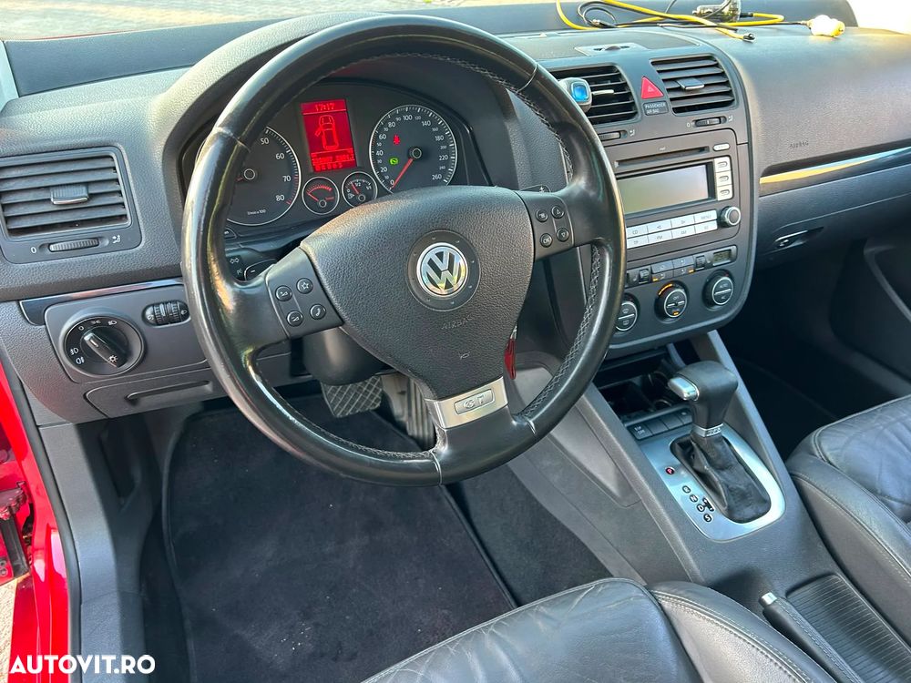 Volkswagen Golf 1.4 TSI GT Sport DSG - 4