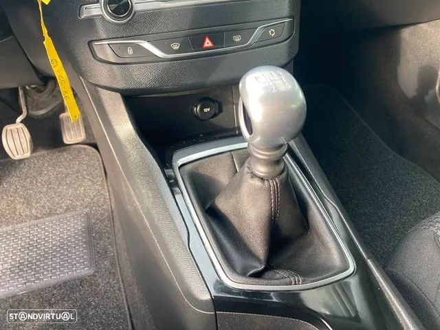 Peugeot 308 1.5 BlueHDi Style - 24