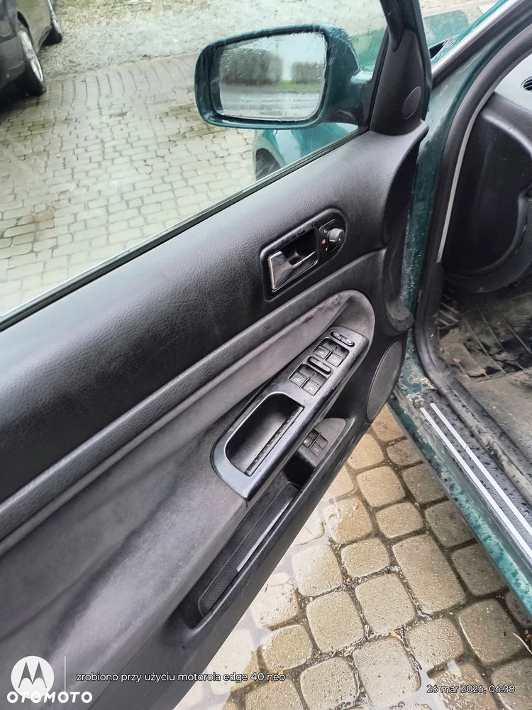 Volkswagen Passat 1.9 TDI 4Mot Basis - 13