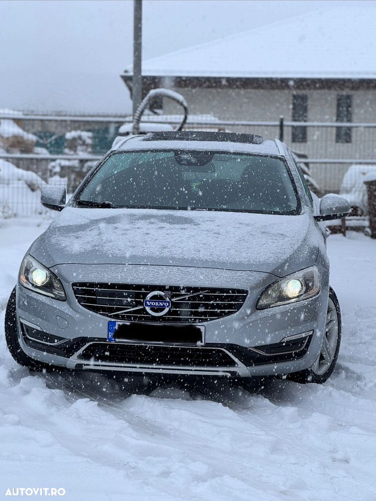 Volvo V60 D5 AWD Basic - 17