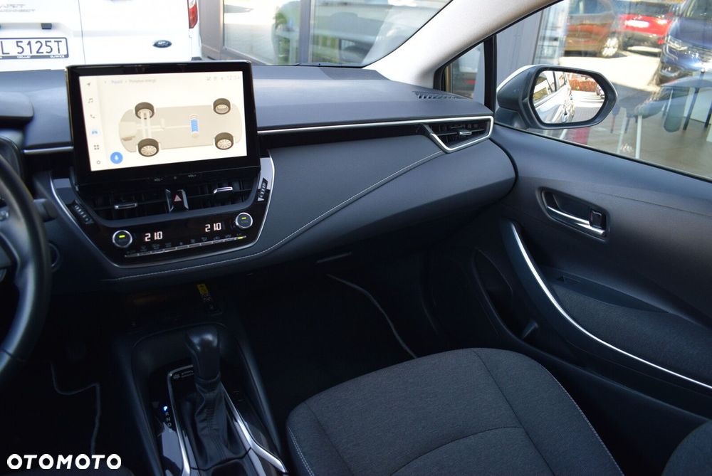 Toyota Corolla - 17