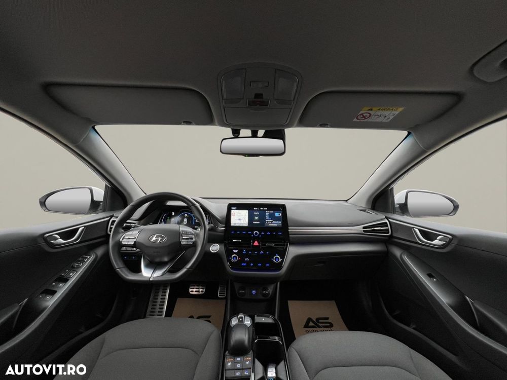 Hyundai IONIQ Trend - 18