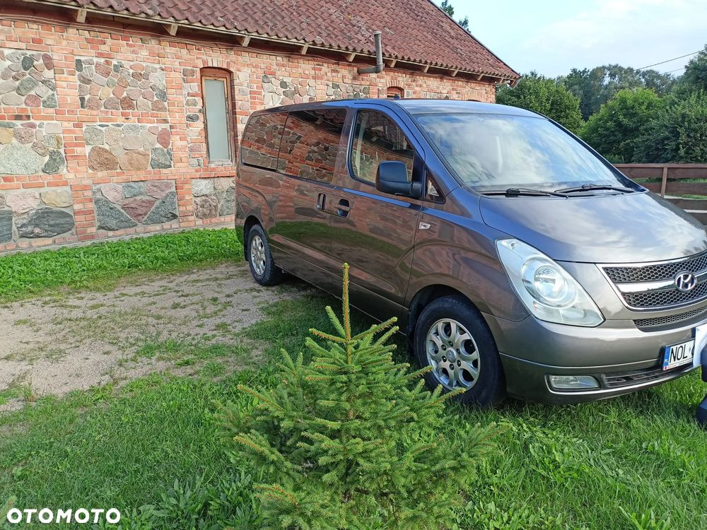 Hyundai H-1 - 2