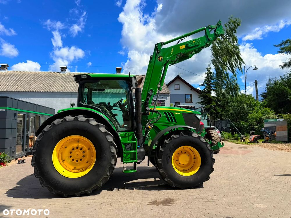 John Deere 6210R - 21