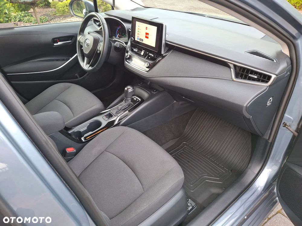 Toyota Corolla 1.8 Hybrid Comfort - 22