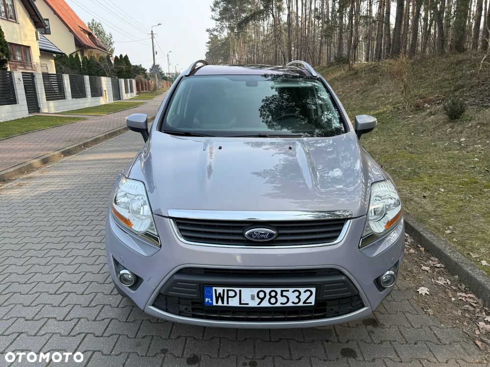 Ford Kuga 2.0 TDCi 2x4 Titanium - 8