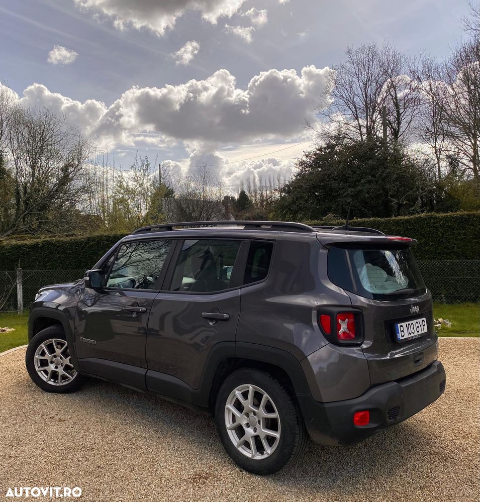 Jeep Renegade - 8