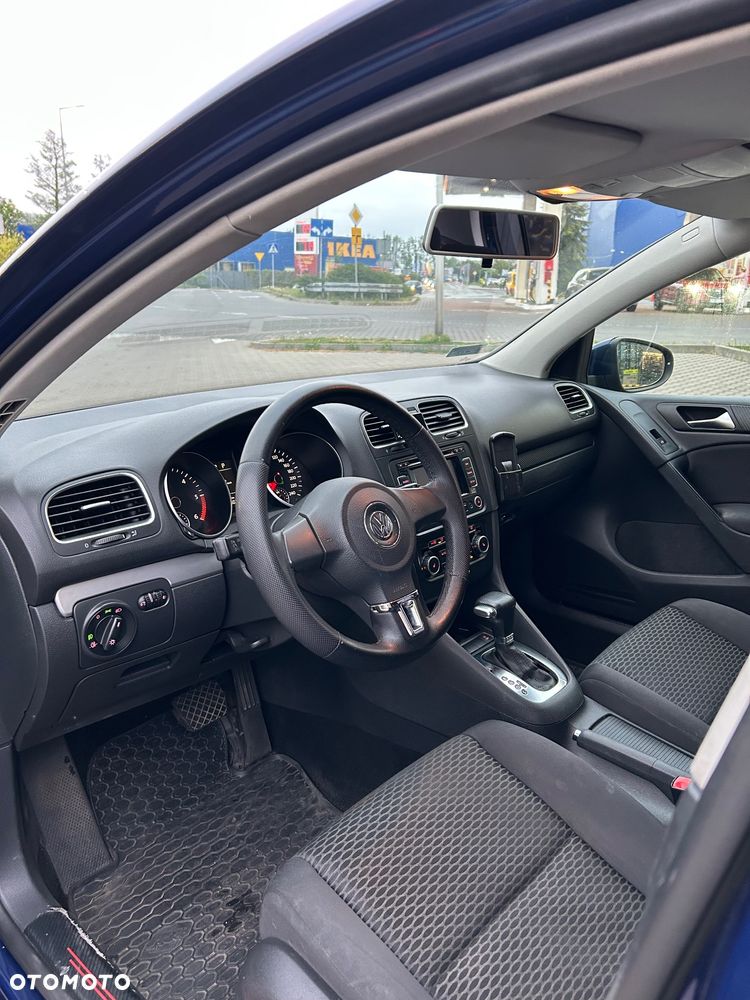 Volkswagen Golf 1.6 TDI Highline DSG - 13