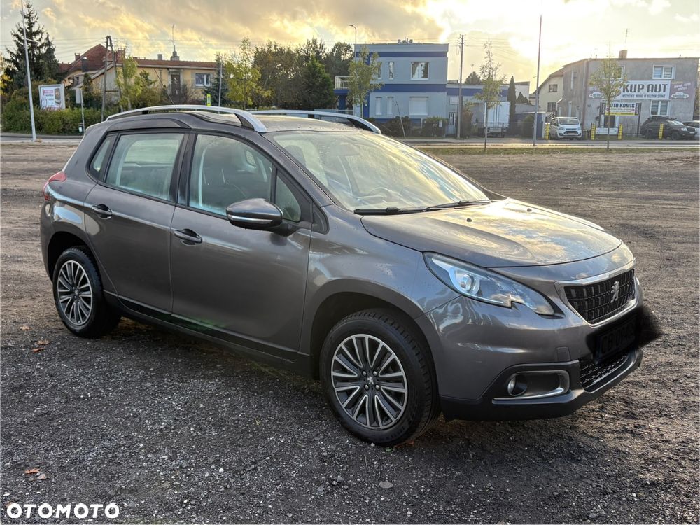 Peugeot 2008 1.2 Pure Tech Active S&S - 3