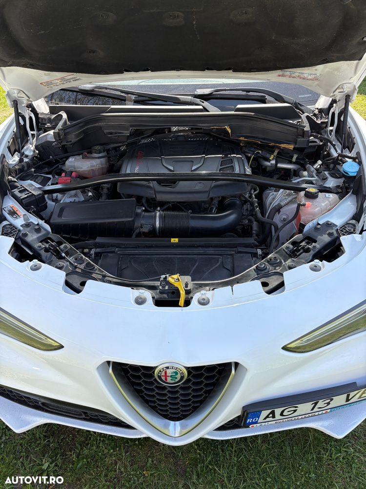 Alfa Romeo Stelvio 2.0 Turbo AWD AT8 Super - 5