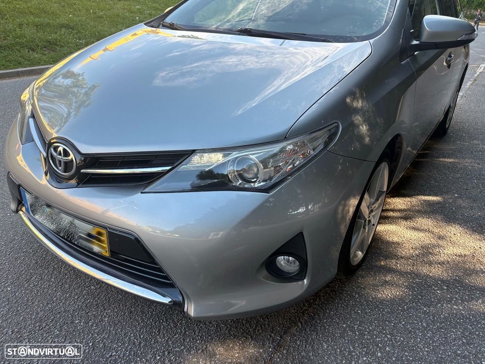 Toyota Auris Touring Sports 1.4 D-4D C.+P.Techo+P.Sport - 13