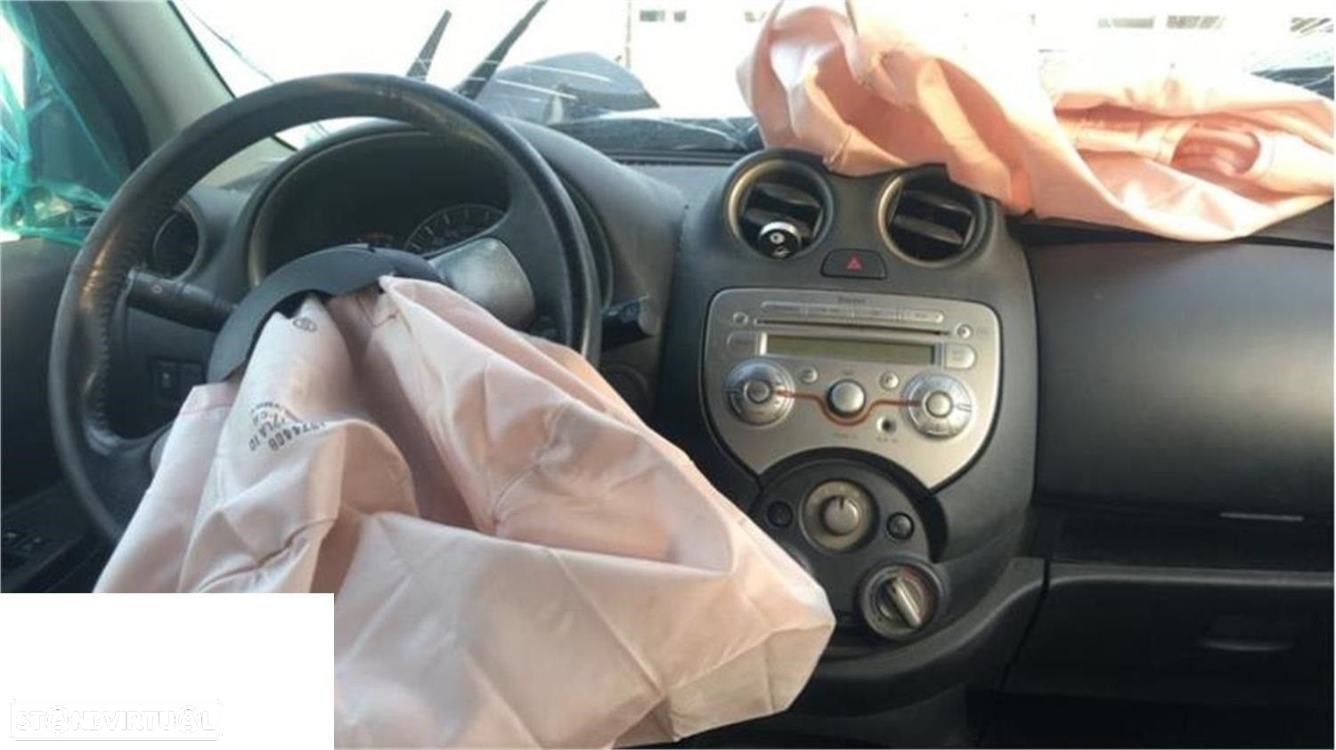 Nissan Micra K13 1.2i de 2012 disponível para peças - 8