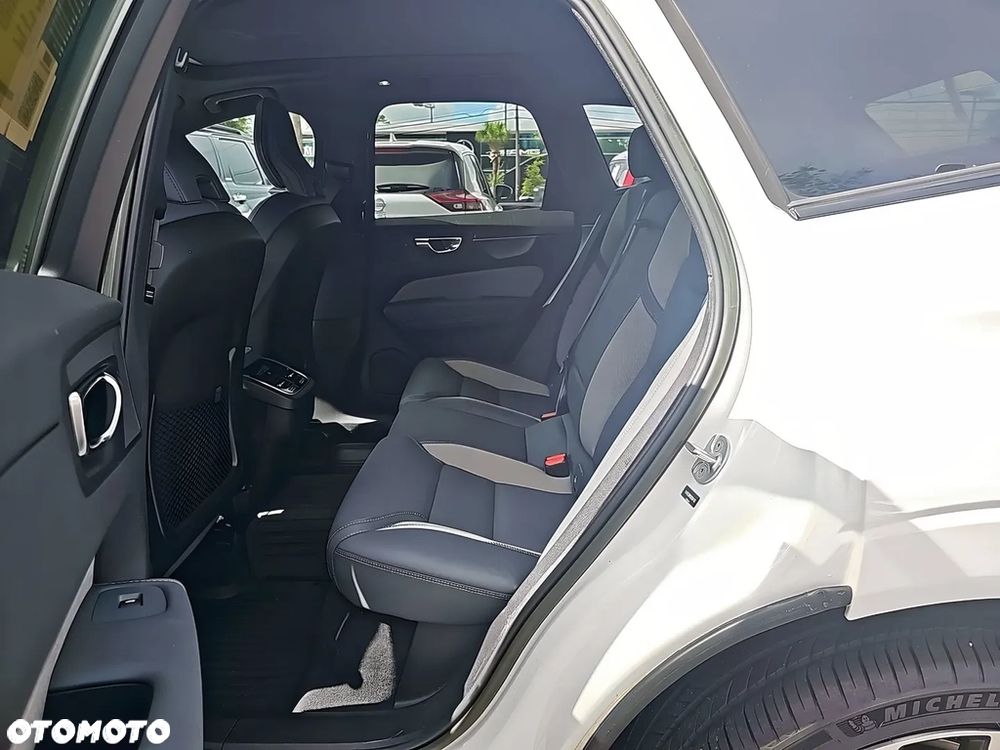 Volvo XC 60 B6 B AWD Geartronic RDesign - 10