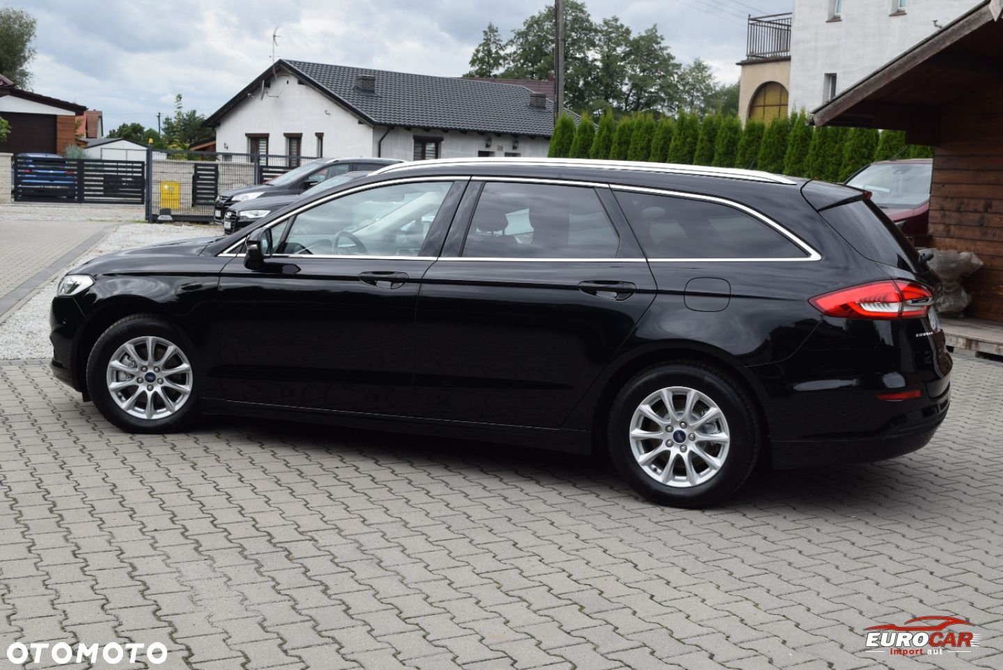 Ford Mondeo - 8