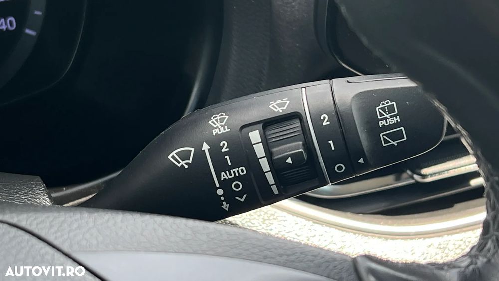 Hyundai i30 - 23