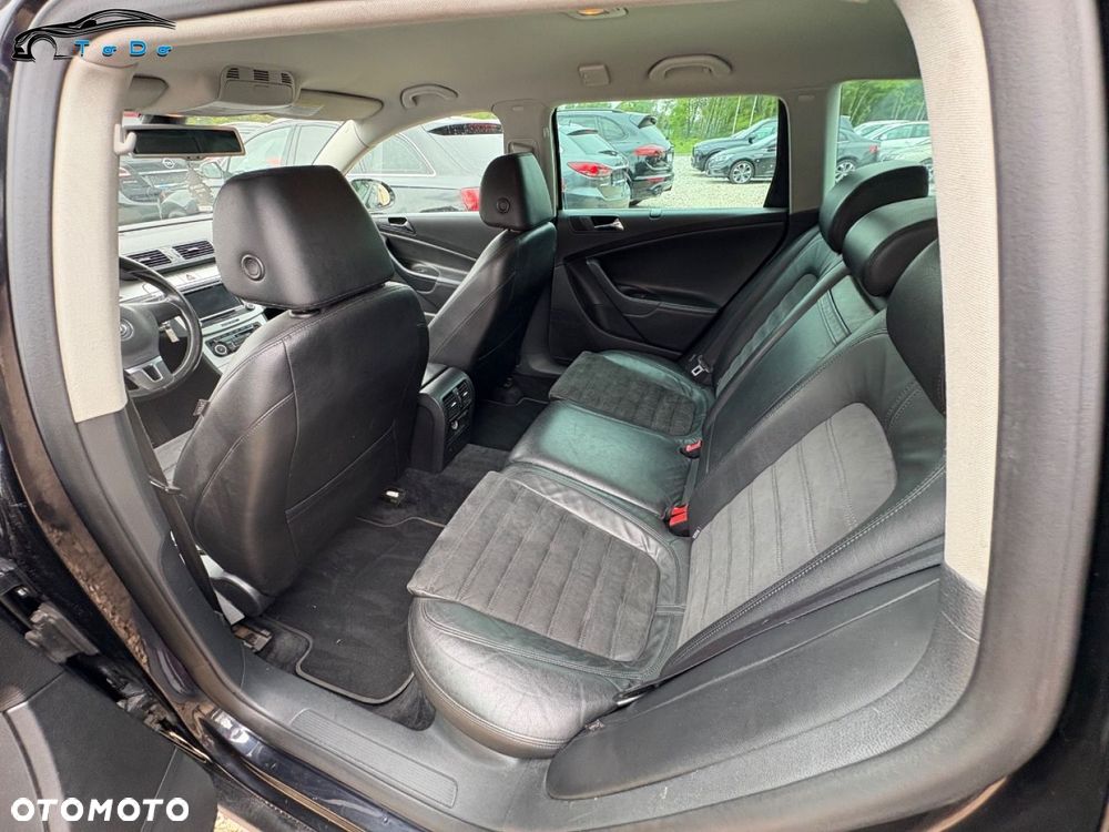 Volkswagen Passat Variant 2.0 TDI 4Motion DPF DSG Highline - 26