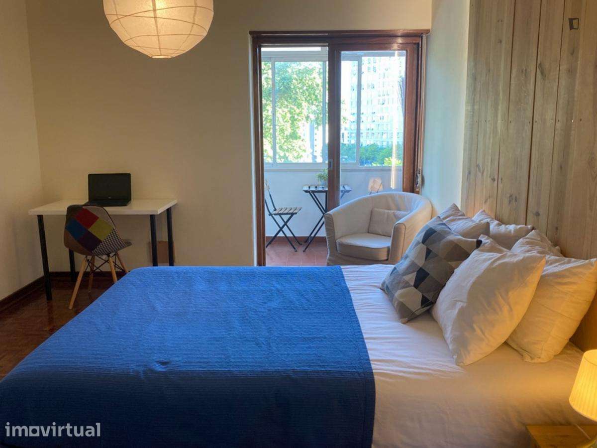 Quarto - localizado em Campolide Lisbon - Grande imagem: 2/15