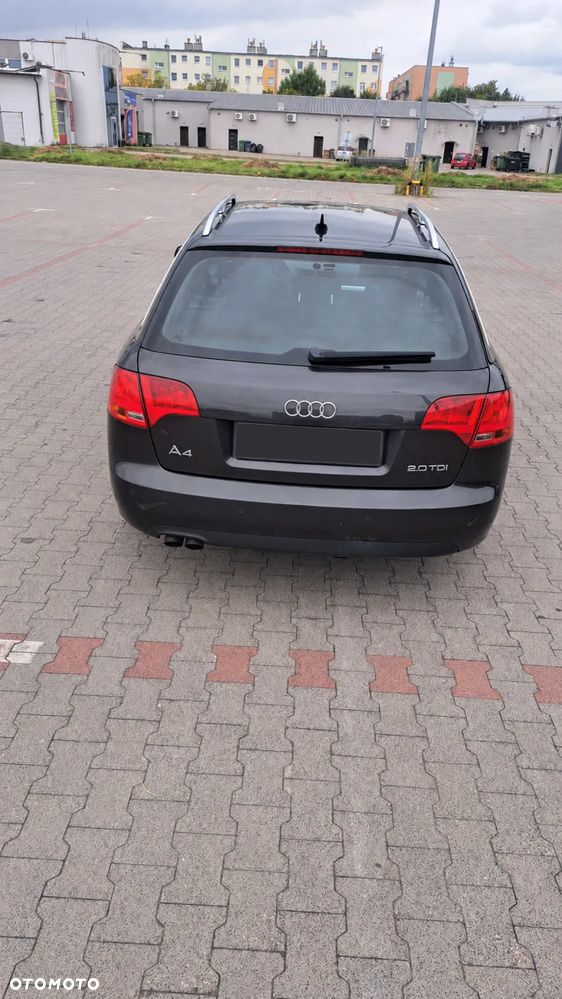 Audi A4 Avant - 9