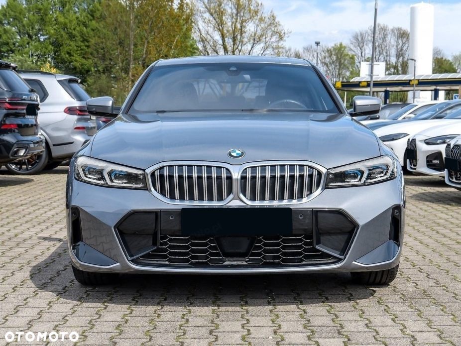 BMW Seria 3 320d xDrive mHEV M Sport - 6